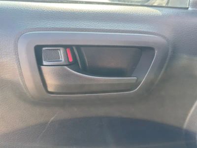 2018 Toyota Tacoma - Photo 9