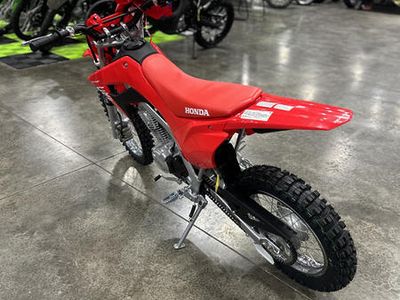 2026 Honda CRF125F - Photo 7