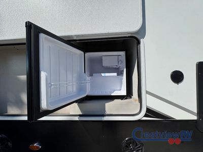 2026 Jayco Seismic - Photo 11