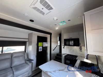 2026 Jayco Seismic - Photo 13