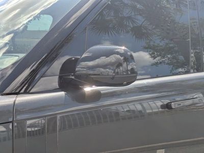 2025 Land Rover Range Rover — photo 11 view