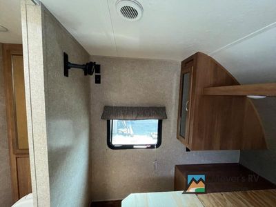 2018 Coachmen RV Catalina - Photo 24