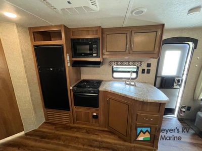2018 Coachmen RV Catalina - Photo 8