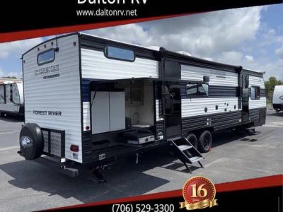 2027 Forest River Grey Wolf 29TE — front three-quarter view