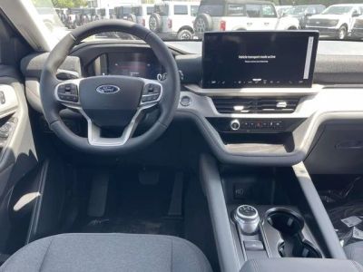 2026 Ford Explorer — photo 8 view