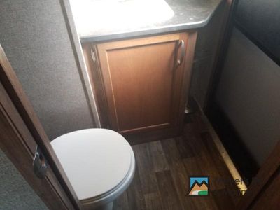 2015 Keystone RV Montana High Country - Photo 18