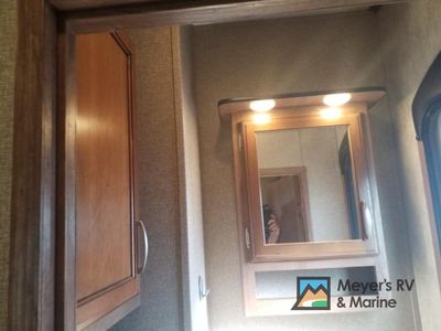 2015 Keystone RV Montana High Country - Photo 19