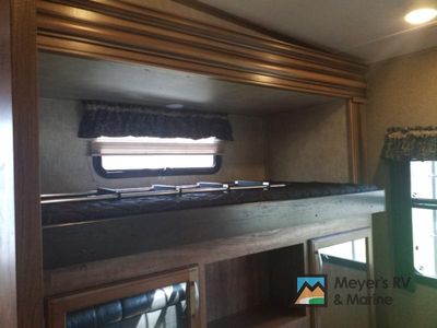 2015 Keystone RV Montana High Country - Photo 13
