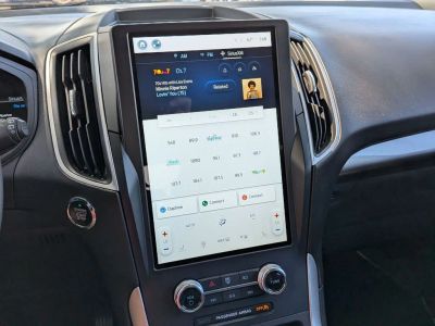 2024 Ford Edge — photo 8 view