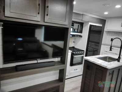 2026 Venture RV SportTrek - Photo 28