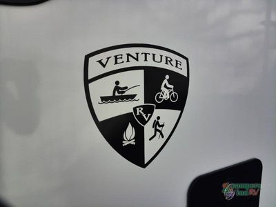 2026 Venture RV SportTrek - Photo 21