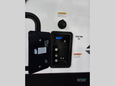 2026 Venture RV SportTrek - Photo 17