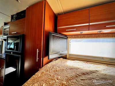 2010 Winnebago Via - Photo 25