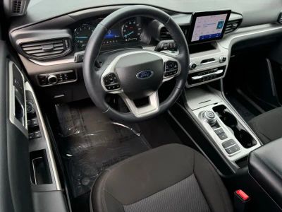 2023 Ford Explorer - Photo 24
