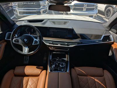 2023 BMW X7 — photo 17 view