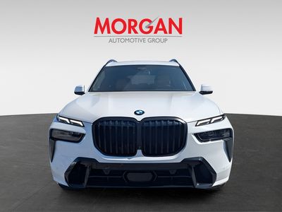 2023 BMW X7 — photo 9 view