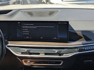 2023 BMW X7 — photo 20 view