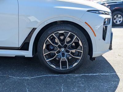 2023 BMW X7 — photo 12 view