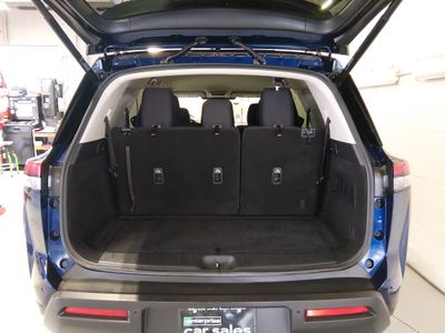 2025 Nissan Pathfinder — photo 11 view