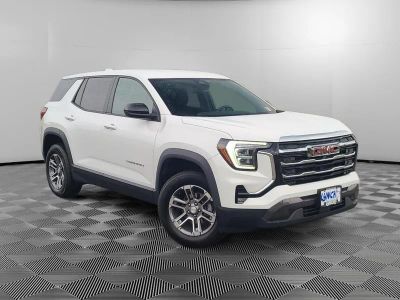 2025 GMC Terrain — detail view