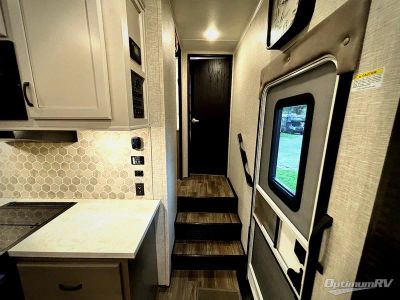2024 Jayco Seismic — photo 7 view