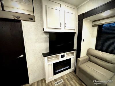 2024 Jayco Seismic — photo 18 view