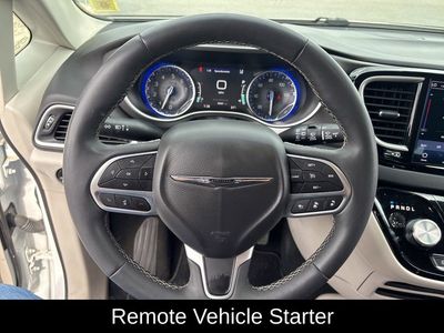 2024 Chrysler Pacifica Touring L - Photo 18