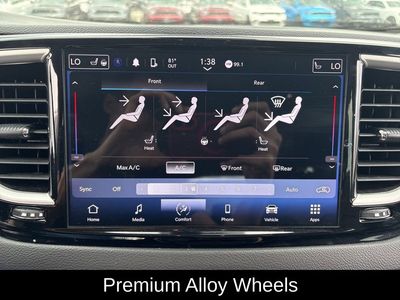 2024 Chrysler Pacifica Touring L - Photo 21