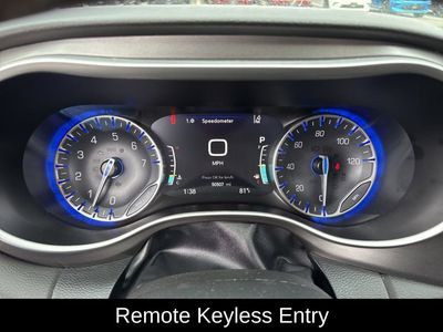 2024 Chrysler Pacifica Touring L - Photo 19