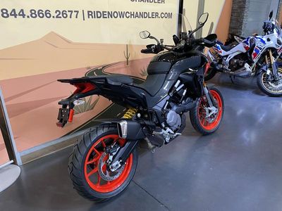 2024 Ducati Multistrada V2 S Black - Photo 3
