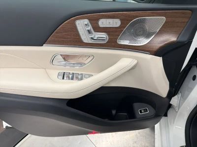 2026 Mercedes-Benz GLE — photo 54 view
