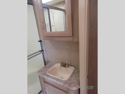 2019 Forest River RV Catalina Legacy — photo 22 view