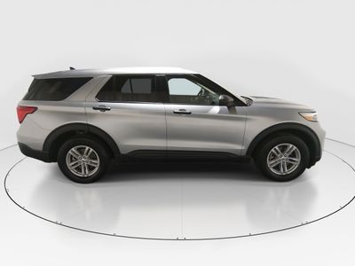 2024 Ford Explorer - Photo 8