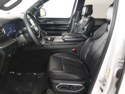 2024 Jeep Wagoneer - Photo 21