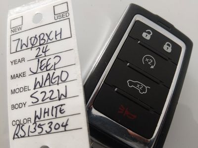 2024 Jeep Wagoneer - Photo 15