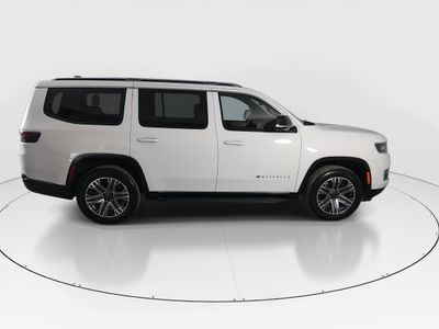 2024 Jeep Wagoneer - Photo 8