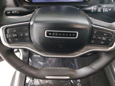 2024 Jeep Wagoneer - Photo 12
