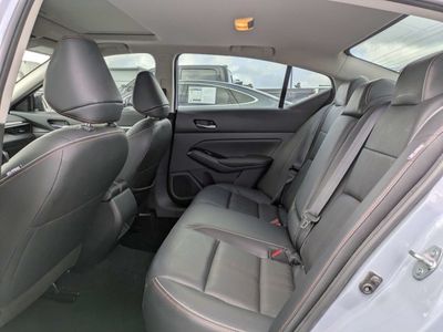 2024 Nissan Altima - Photo 12