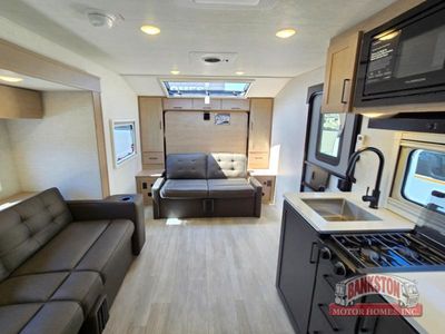 2026 Overland Series 221MSL - Photo 23