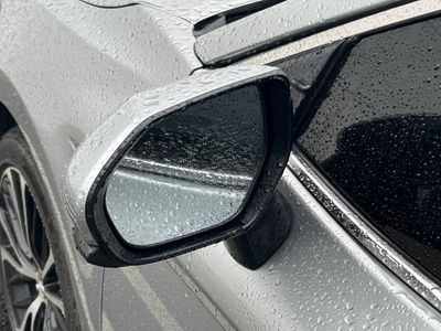 2018 Toyota Camry - Photo 20