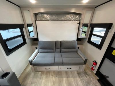 2026 Jayco Jay Feather — photo 17 view