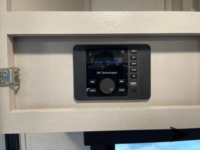 2026 Jayco Jay Feather — photo 13 view