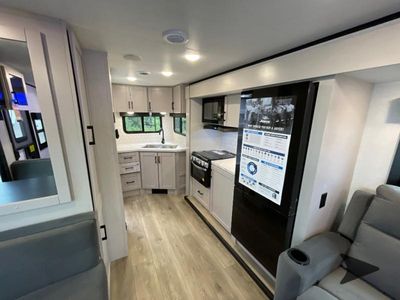 2026 Jayco Jay Feather — photo 25 view