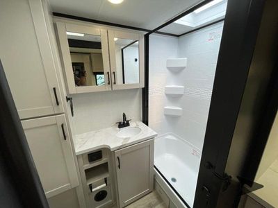 2026 Jayco Jay Feather — photo 41 view