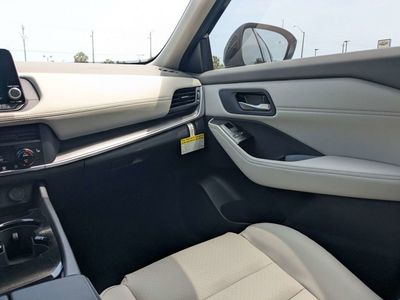 2026 Nissan Rogue — photo 17 view