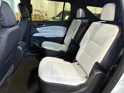 2026 Chevrolet Traverse — photo 18 view