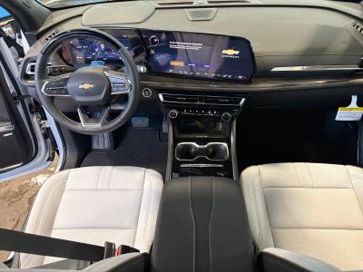 2026 Chevrolet Traverse — photo 12 view