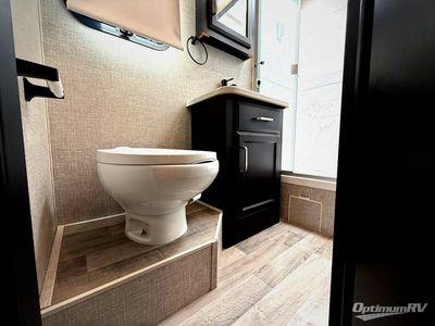 2022 Entegra Coach Vision - Photo 17