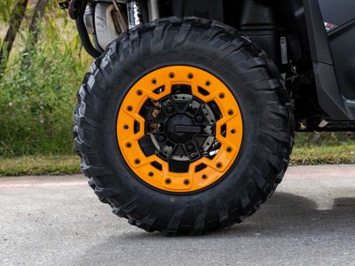 2026 Can-Am Outlander XT-P 1000R - Photo 8