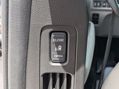2025 Honda Odyssey - Photo 16
